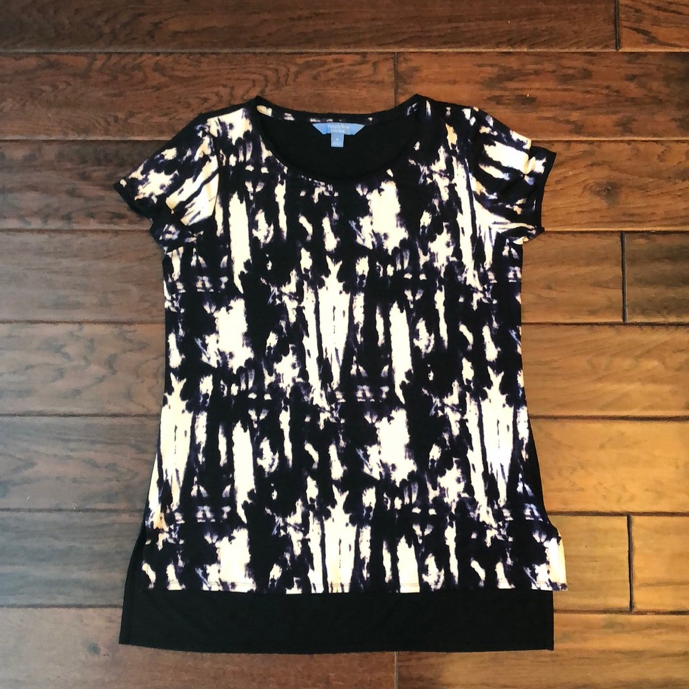 Cute Vera Wang Top